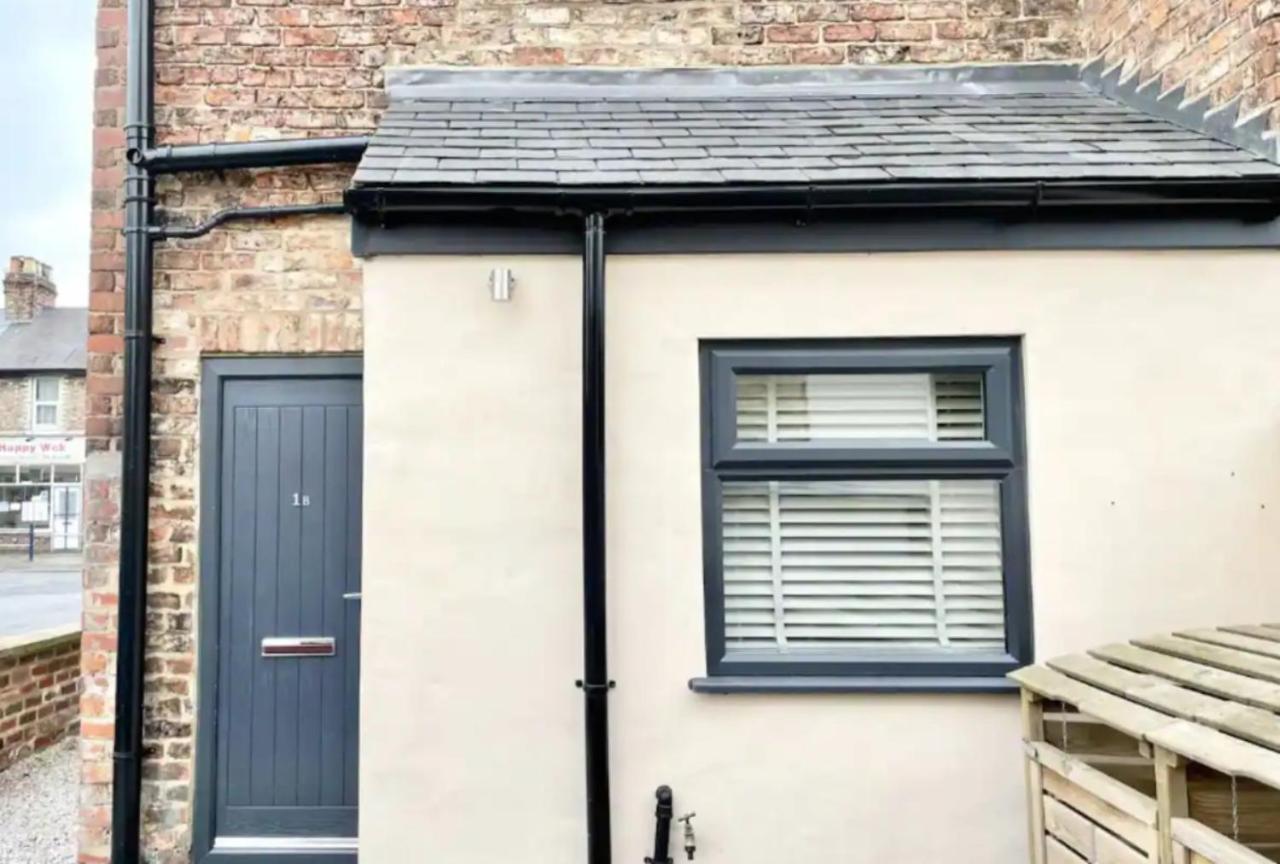 Villa Townhouse With Private Parking York Exterior foto